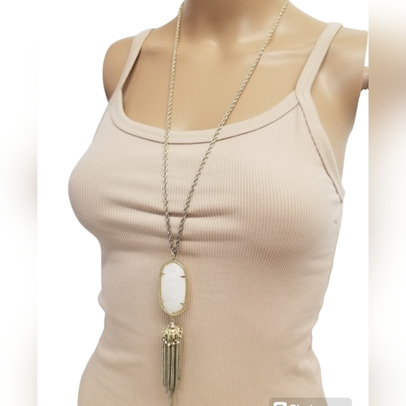 KENDRA SCOTT RAYNE PENDANT NECKLACE WITH MATCHING DANIELLE EARRINGS & DUSTBAG - Picture 4 of 9